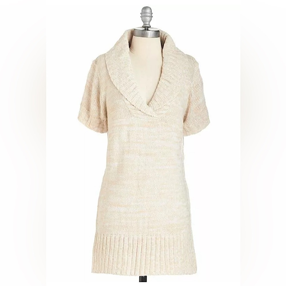 Tunic Sweater Beige Short Sleeve Fold-Over Collar Top Size Small NEW ModCloth